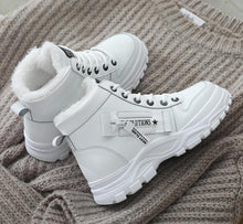 Load image into Gallery viewer, 2020 winter Platform Increase ankle Shoes Women Plush Snow boots warm round head Casual Sneakers Female Snowboots Martin boots - Dashery Box