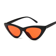 Load image into Gallery viewer, Vintage Women Cat Eye Sun Glasses Cat Eye Sun Glasses Dashery Box Black Red 