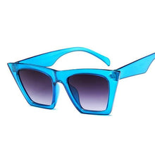 Load image into Gallery viewer, Luxury Man/Women Cat Eye Sun Glasses Cat Eye Sun Glasses Dashery Box Blue 