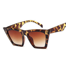 Load image into Gallery viewer, Fashion Square Sunglasses Women Designer Luxury Man/Women Cat Eye Sun Glasses Classic Vintage UV400 Outdoor Oculos De Sol Dashery Box Leopard 