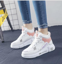 Load image into Gallery viewer, 2020 winter Platform Increase ankle Shoes Women Plush Snow boots warm round head Casual Sneakers Female Snowboots Martin boots - Dashery Box